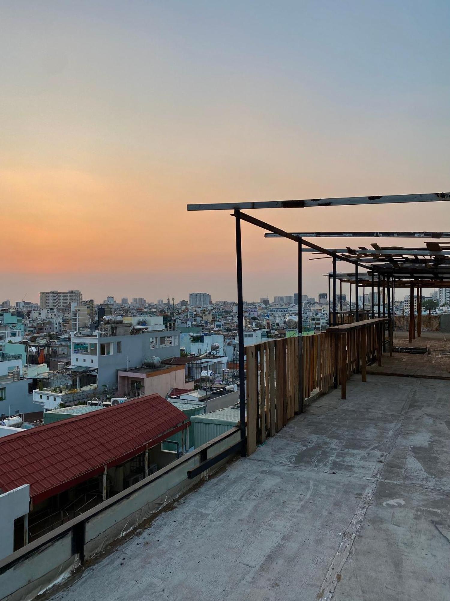 The Gk House Hostel, Ecolliving, Central City, Natural Wooden, Chill View Rooftop, Restaurant And Cocktail Bar Ho Şi Min Exterior foto